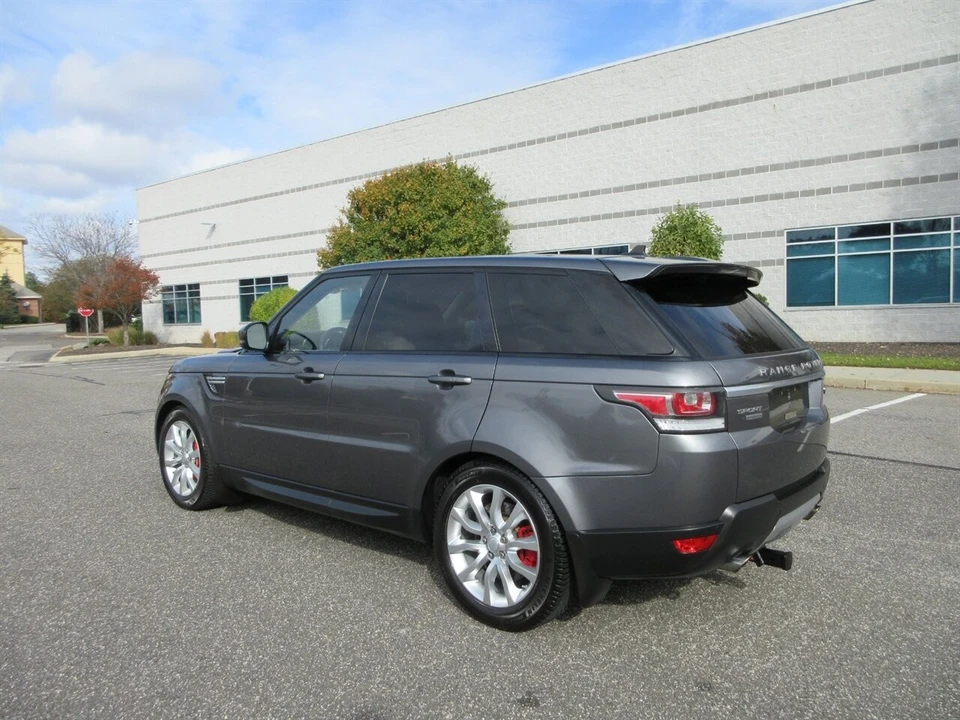 2016 Land Rover Range Rover Sport L494 - Image 7 of 24