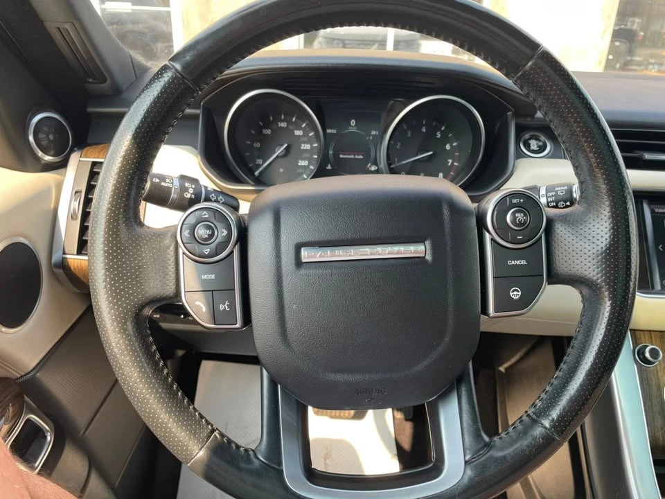 2016 Land Rover Range Rover Sport L494 - Image 10 of 20