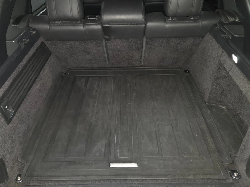 2016 Land Rover Range Rover L405 - Image 17 of 31