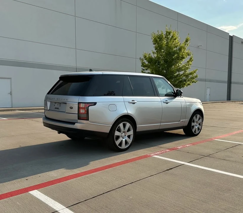 2016 Land Rover Range Rover L405 - Image 5 of 20