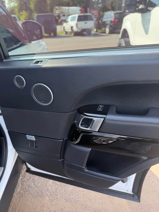 2016 Land Rover Range Rover L405 - Image 7 of 20