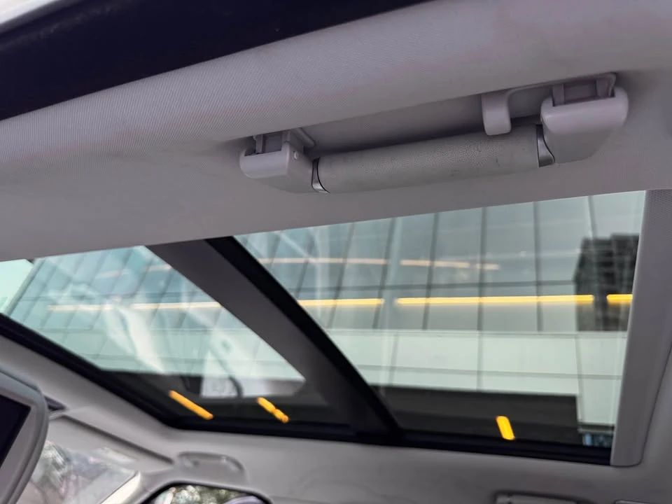 2016 Land Rover Range Rover L405 - Image 7 of 10