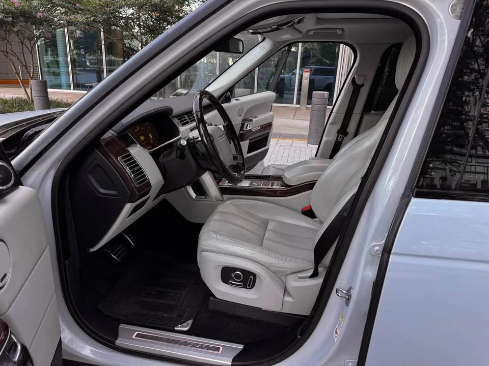 2016 Land Rover Range Rover L405 - Image 6 of 10