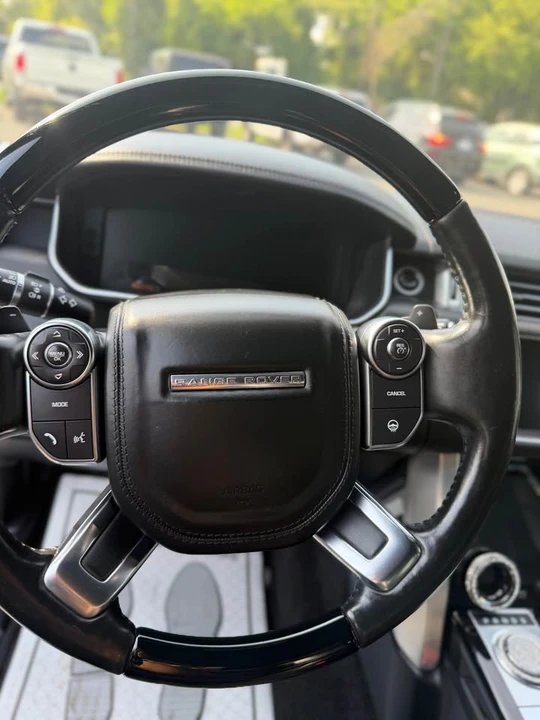 2016 Land Rover Range Rover L405 - Image 16 of 20