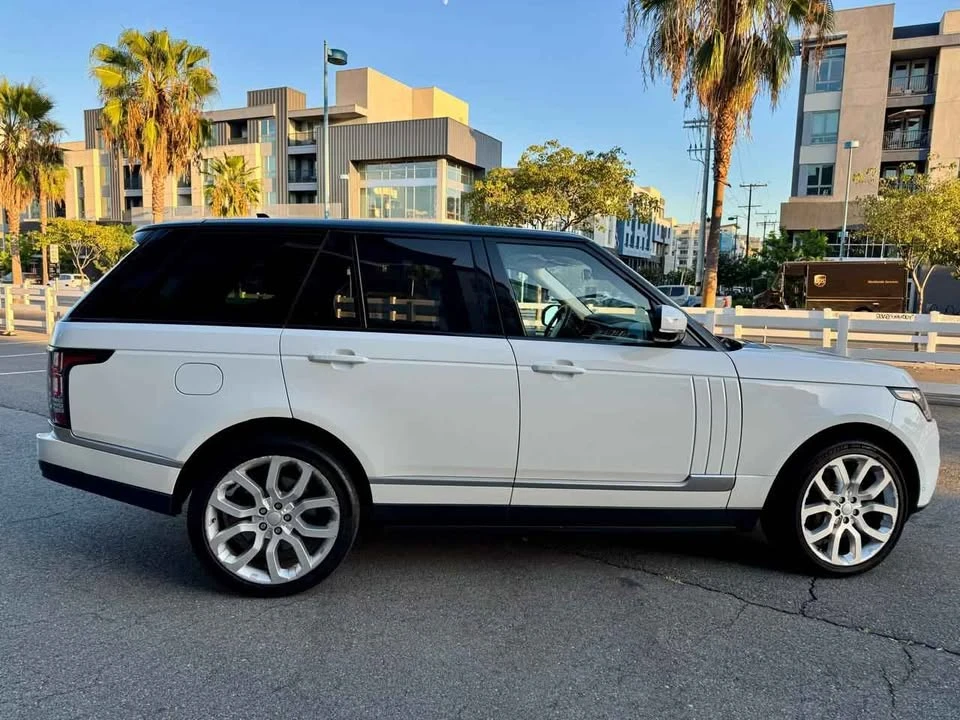 2016 Land Rover Range Rover L405 - Image 7 of 20