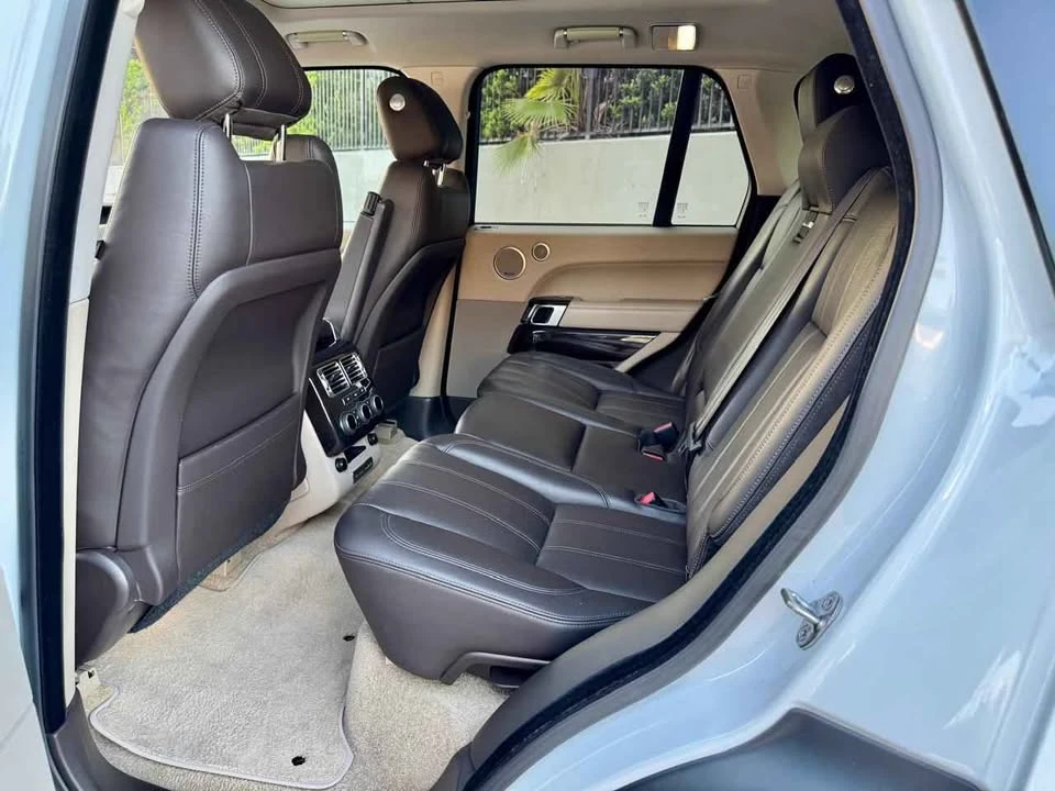 2016 Land Rover Range Rover L405 - Image 16 of 20