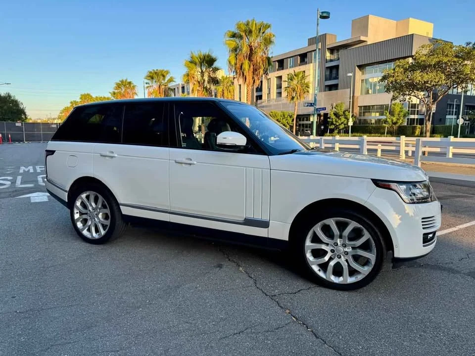 2016 Land Rover Range Rover L405 - Image 8 of 20