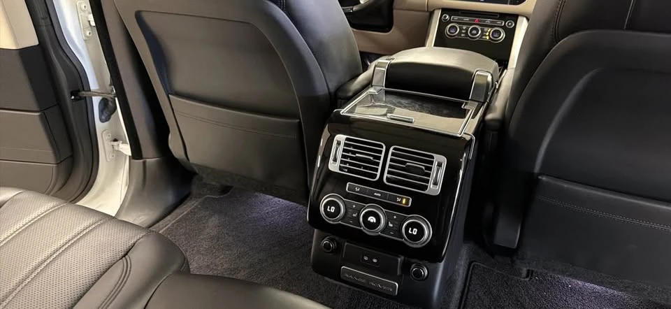 2016 Land Rover Range Rover L405 - Image 12 of 19