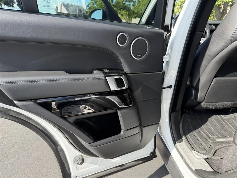 2016 Land Rover Range Rover L405 - Image 14 of 20