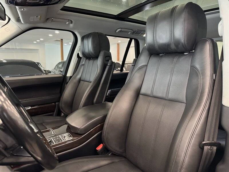 2016 Land Rover Range Rover L405 - Image 12 of 24