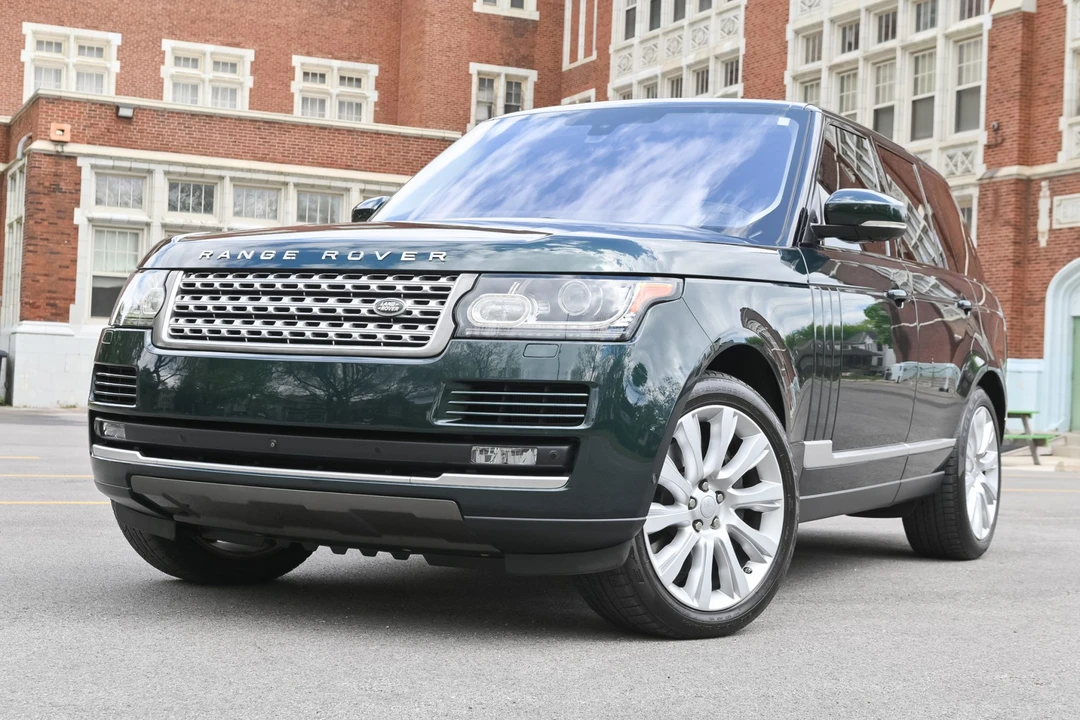 2016 Land Rover Range Rover L405 - Image 2 of 31