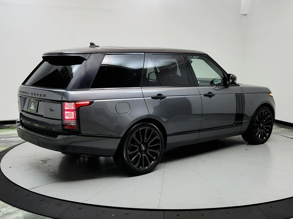 2016 Land Rover Range Rover L405 - Image 5 of 12