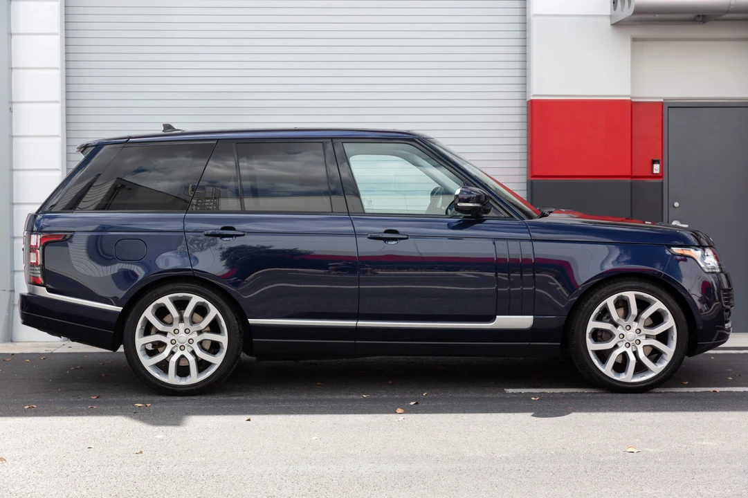 2016 Land Rover Range Rover L405 - Image 3 of 7