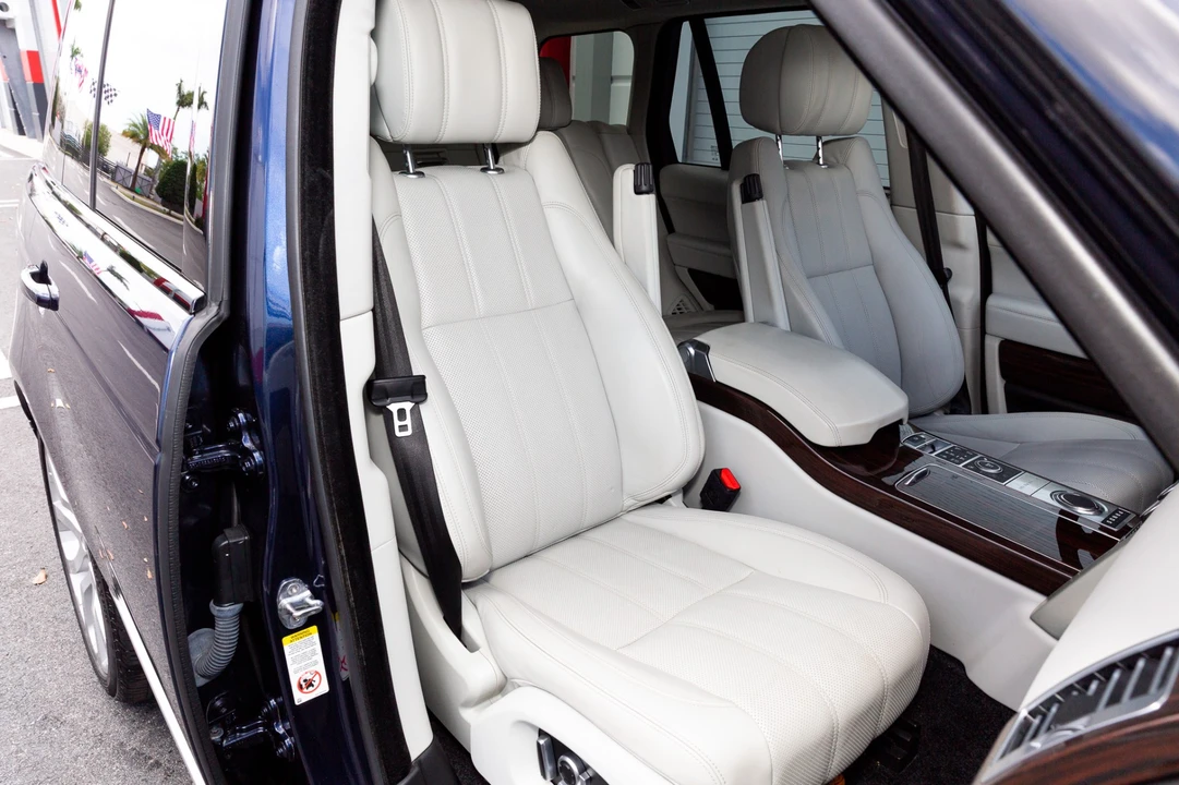 2016 Land Rover Range Rover L405 - Image 4 of 7