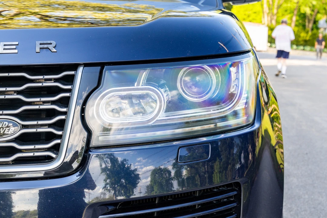 2016 Land Rover Range Rover L405 - Image 13 of 31