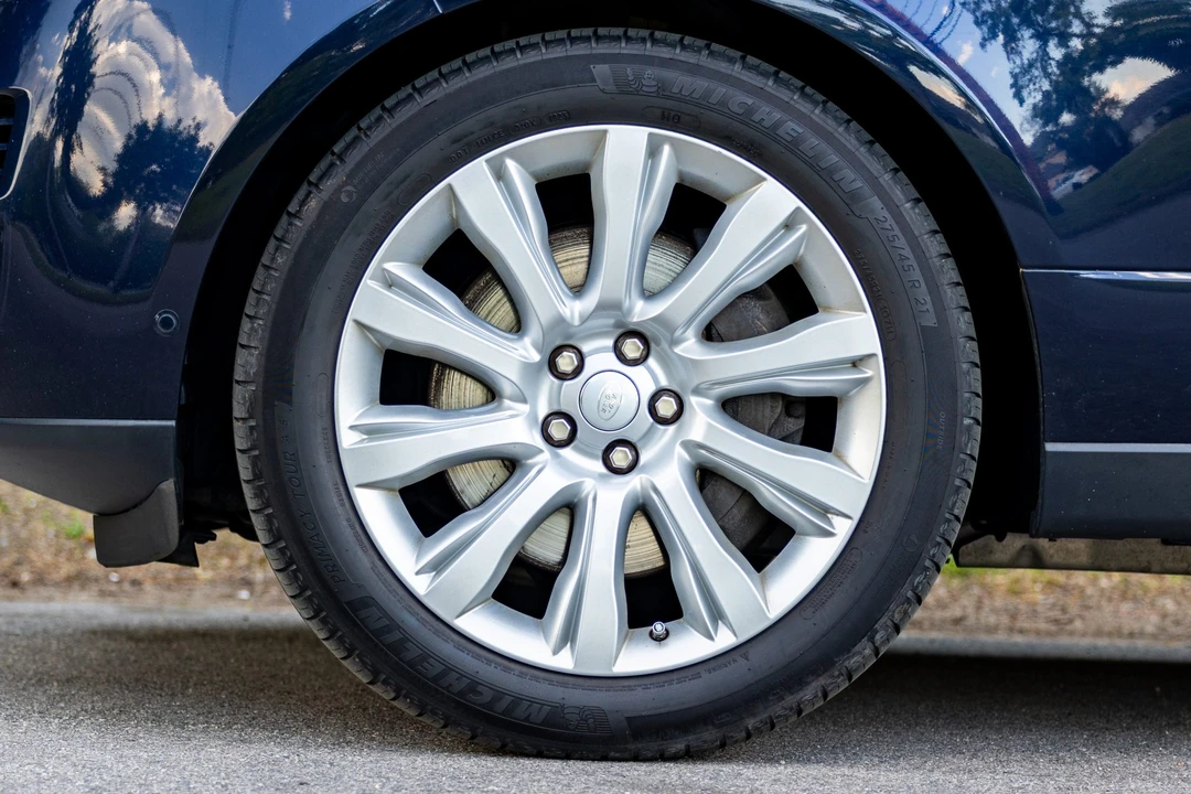 2016 Land Rover Range Rover L405 - Image 26 of 31