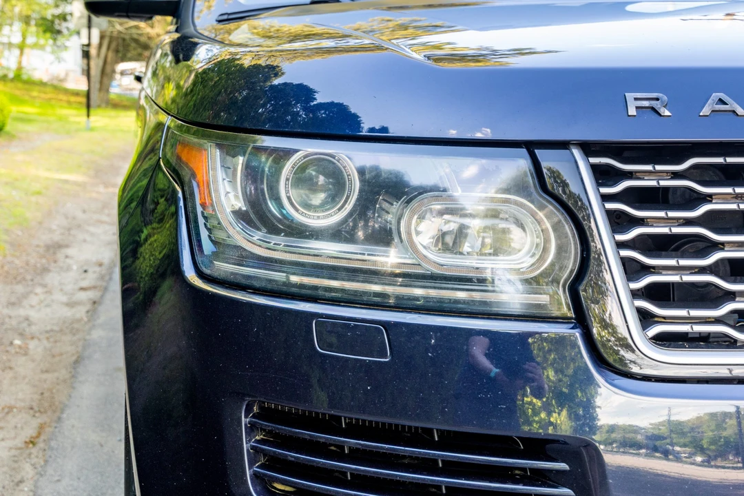 2016 Land Rover Range Rover L405 - Image 12 of 31
