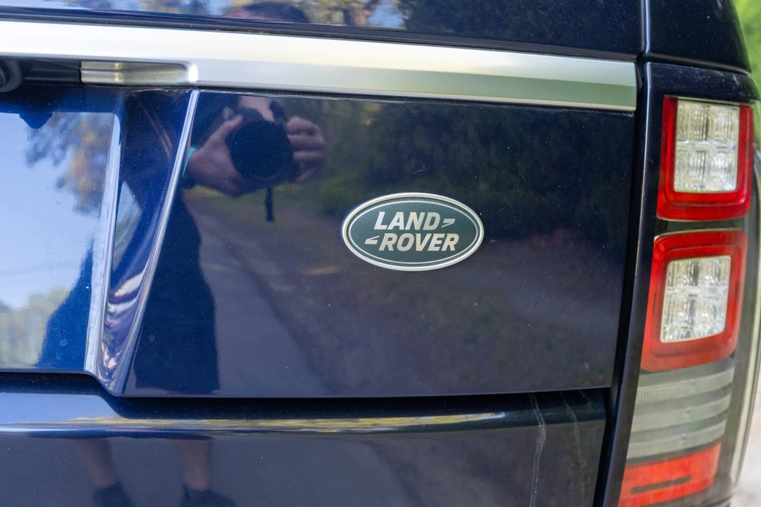 2016 Land Rover Range Rover L405 - Image 24 of 31