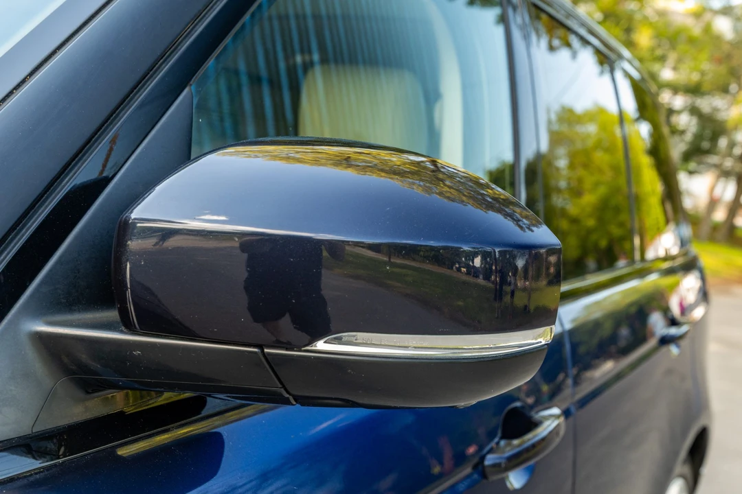 2016 Land Rover Range Rover L405 - Image 17 of 31