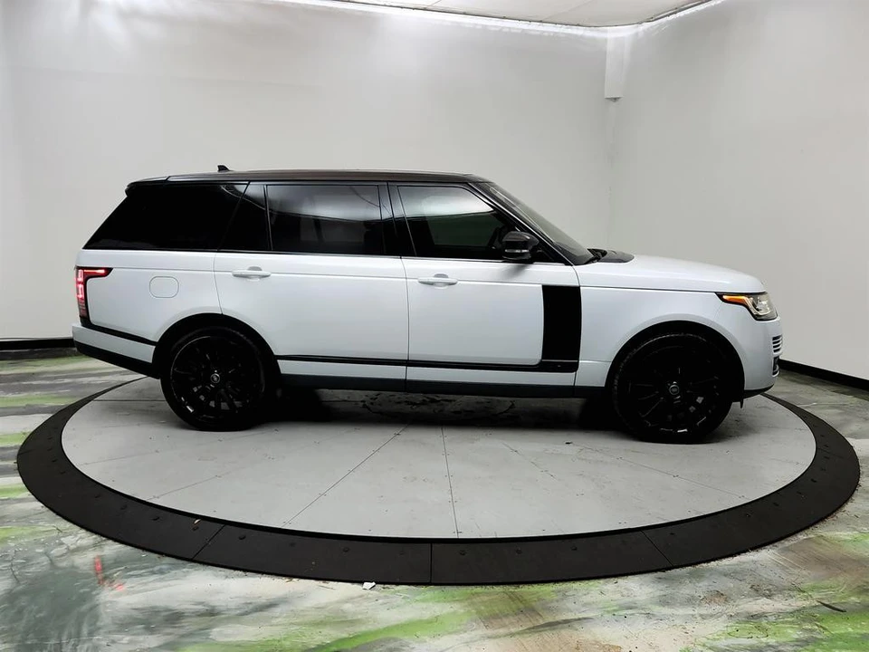 2016 Land Rover Range Rover L405 - Image 4 of 12