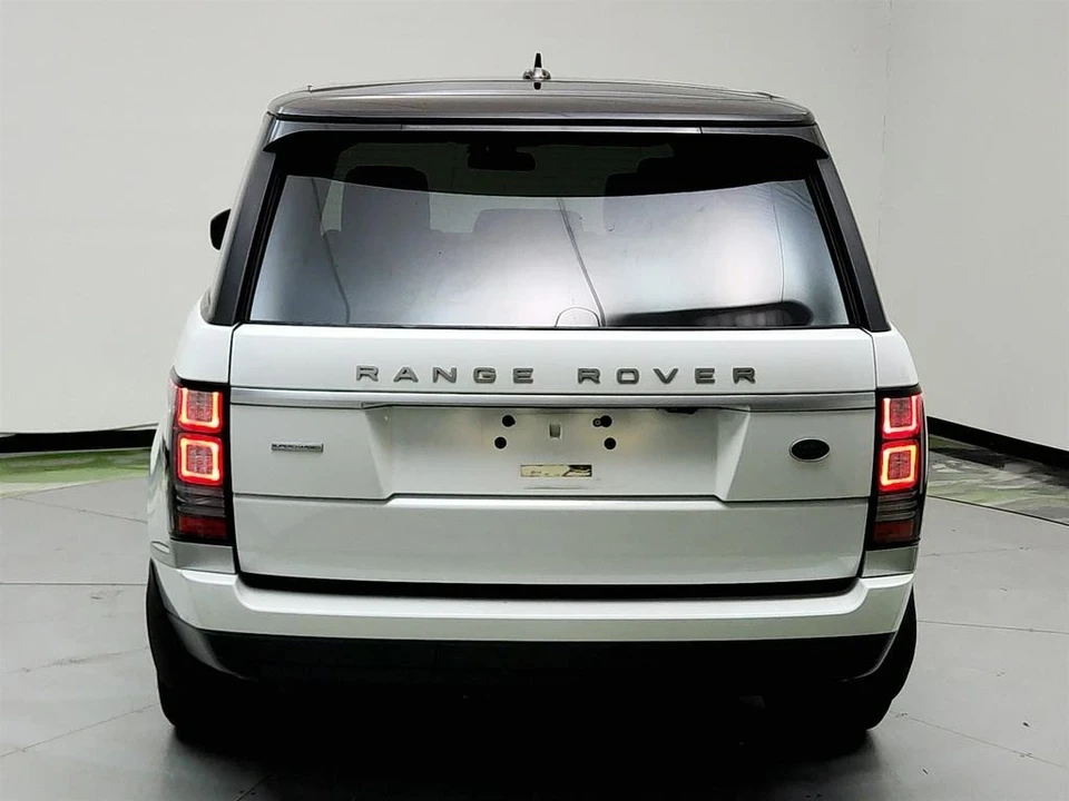 2016 Land Rover Range Rover L405 - Image 6 of 12