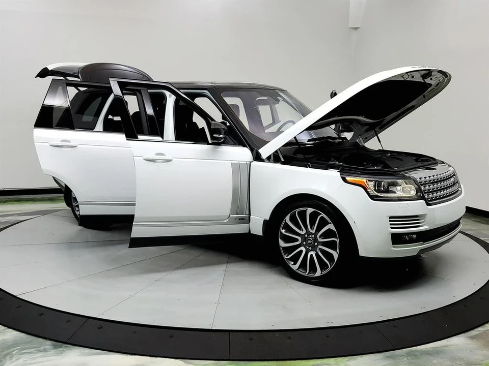 2016 Land Rover Range Rover L405 - Image 10 of 12