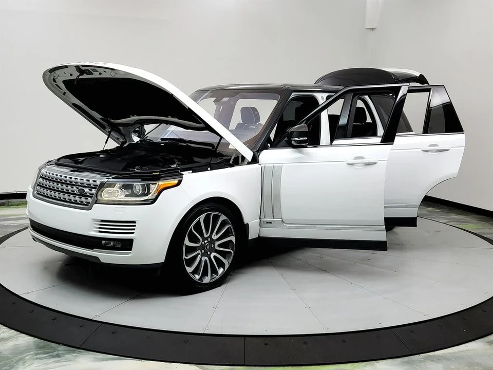 2016 Land Rover Range Rover L405 - Image 9 of 12