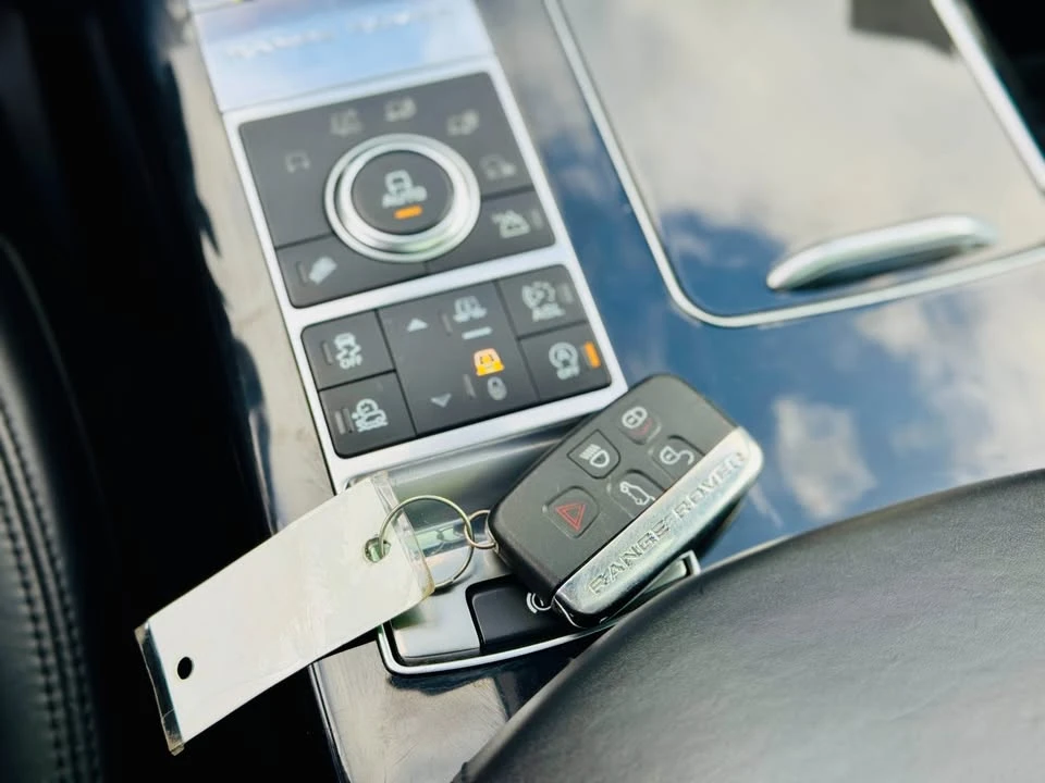 2016 Land Rover Range Rover L405 - Image 17 of 17