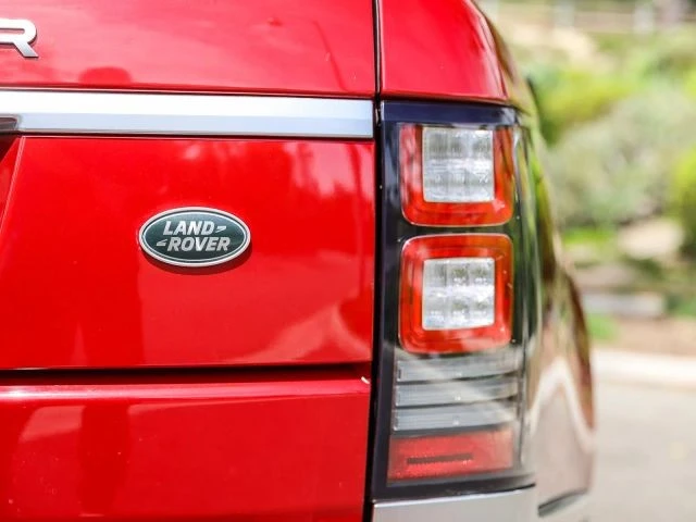 2016 Land Rover Range Rover L405 - Image 9 of 21