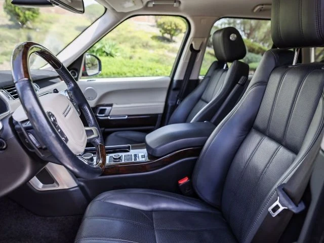 2016 Land Rover Range Rover L405 - Image 24 of 31