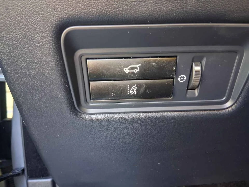 2016 Land Rover Range Rover L405 - Image 10 of 20