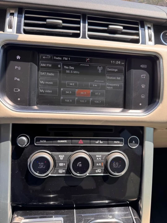 2016 Land Rover Range Rover L405 - Image 9 of 20