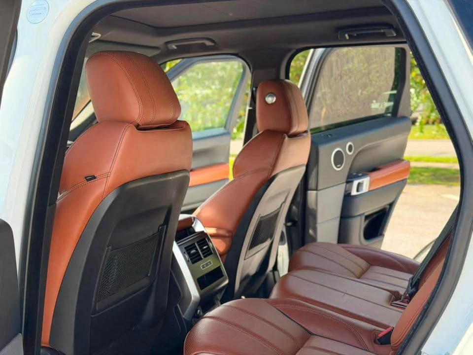 2016 Land Rover Range Rover L405 - Image 12 of 19
