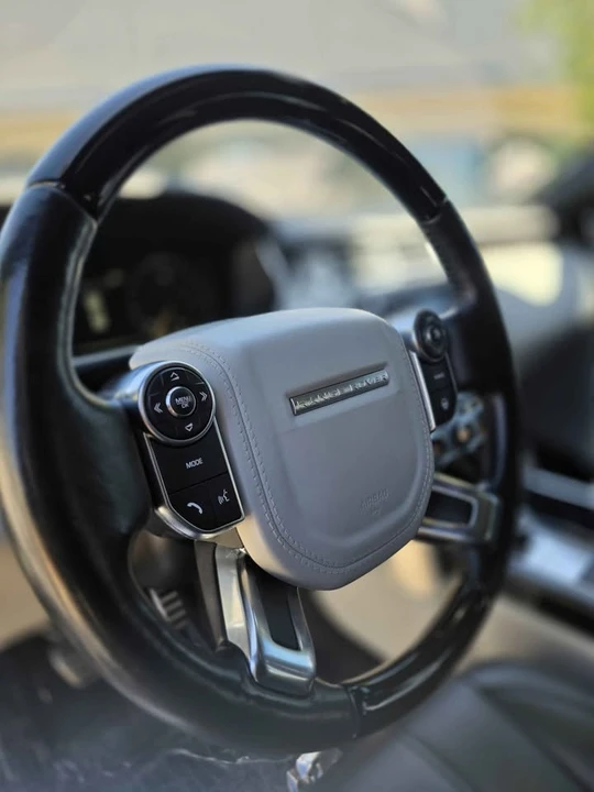 2016 Land Rover Range Rover L405 - Image 11 of 19