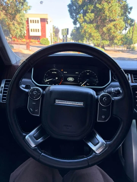 2016 Land Rover Range Rover L405 - Image 7 of 19