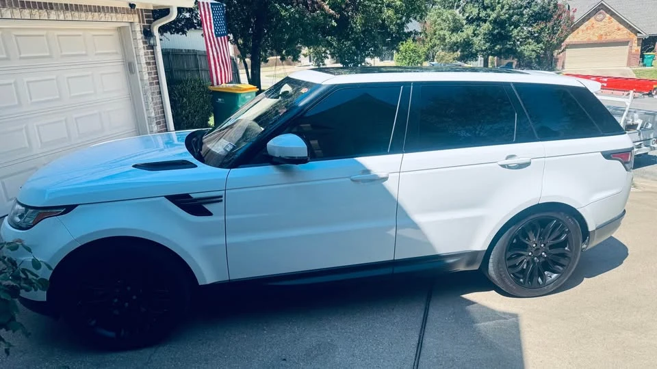 2016 Land Rover Range Rover L405 - Image 2 of 8