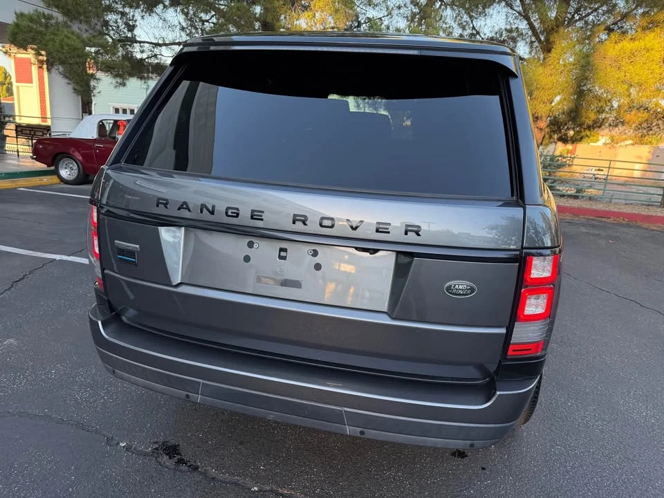 2016 Land Rover Range Rover L405 - Image 17 of 20