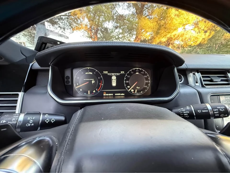 2016 Land Rover Range Rover L405 - Image 7 of 20