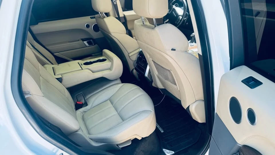 2016 Land Rover Range Rover L405 - Image 6 of 8