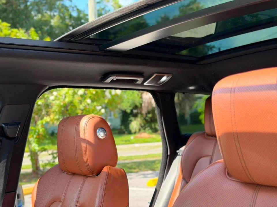 2016 Land Rover Range Rover L405 - Image 17 of 19