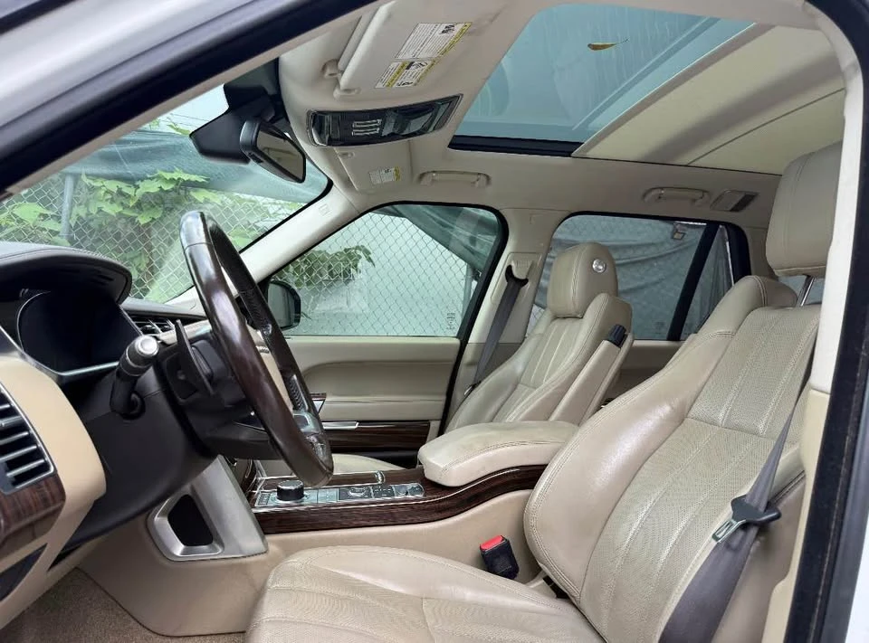 2016 Land Rover Range Rover L405 - Image 7 of 10