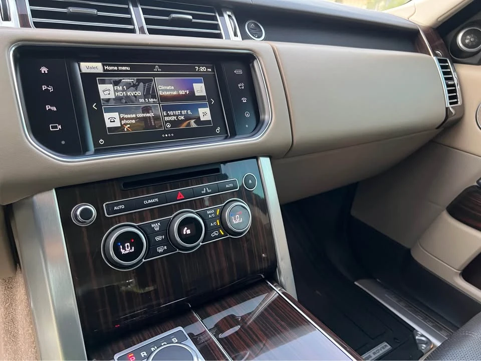2016 Land Rover Range Rover L405 - Image 11 of 20