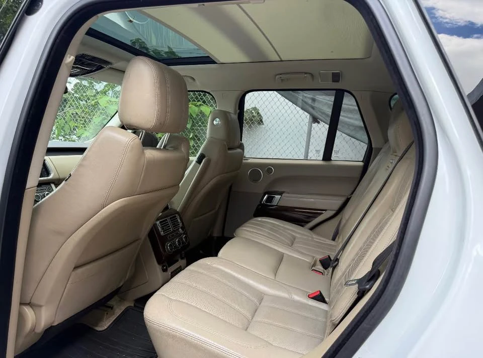2016 Land Rover Range Rover L405 - Image 5 of 10
