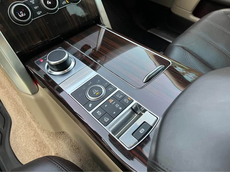 2016 Land Rover Range Rover L405 - Image 10 of 20