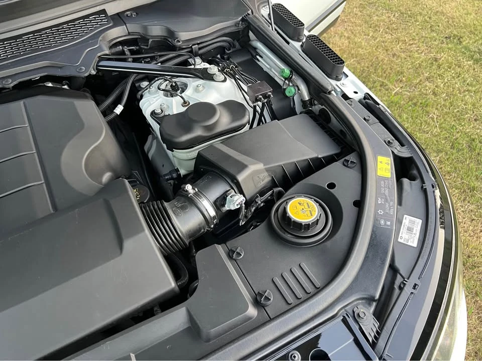 2016 Land Rover Range Rover L405 - Image 19 of 20
