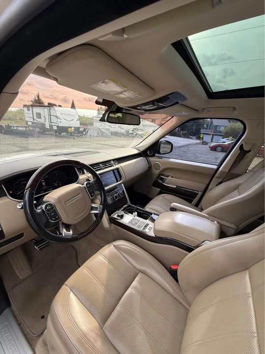 2016 Land Rover Range Rover L405 - Image 7 of 10
