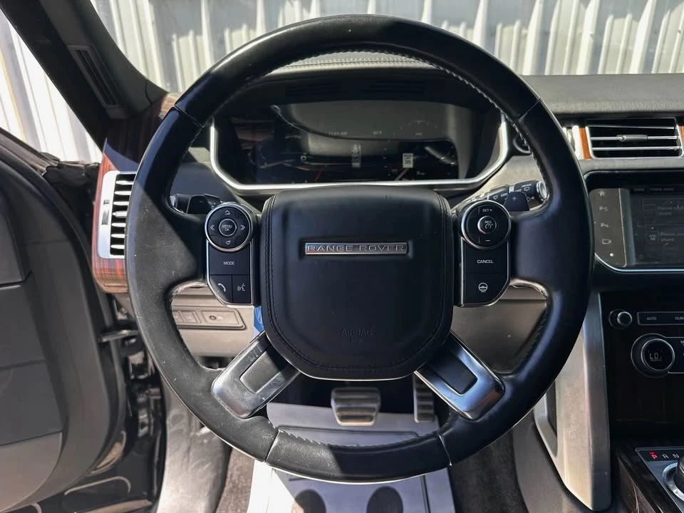 2016 Land Rover Range Rover L405 - Image 12 of 17