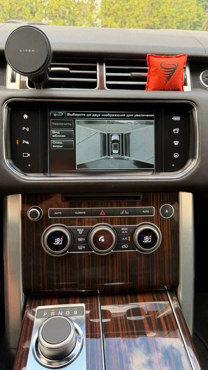 2016 Land Rover Range Rover L405 - Image 12 of 13