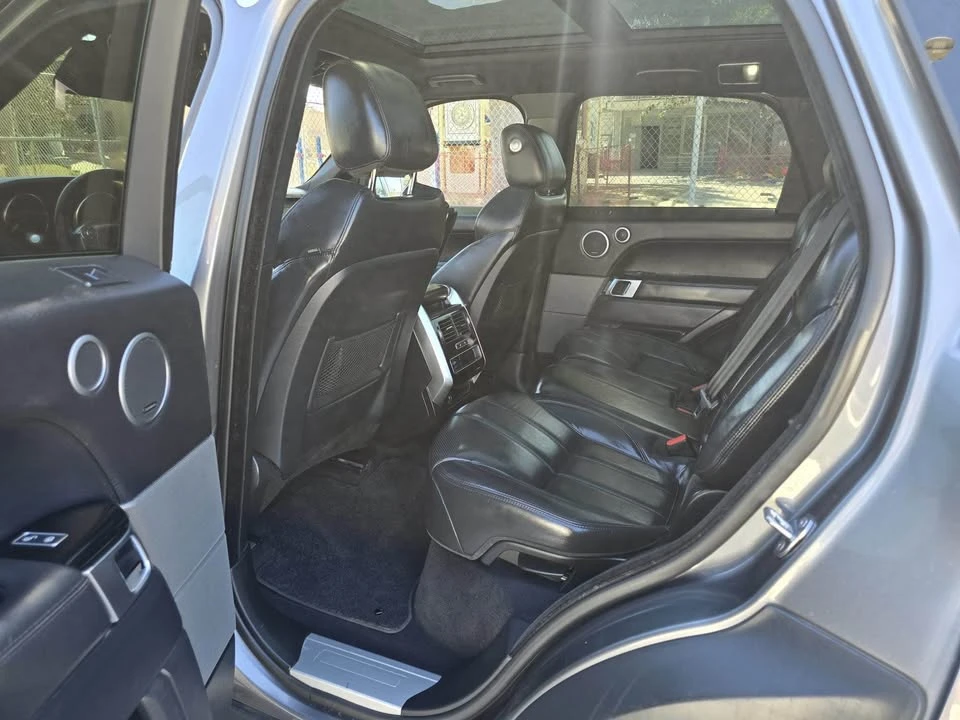 2016 Land Rover Range Rover L405 - Image 9 of 15