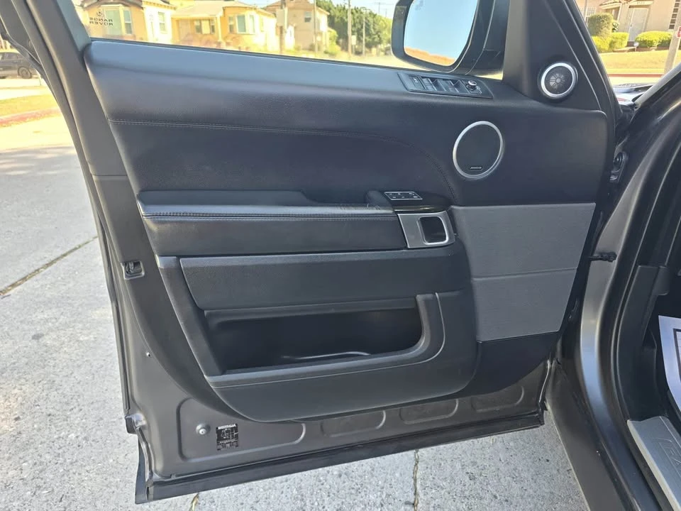 2016 Land Rover Range Rover L405 - Image 12 of 15